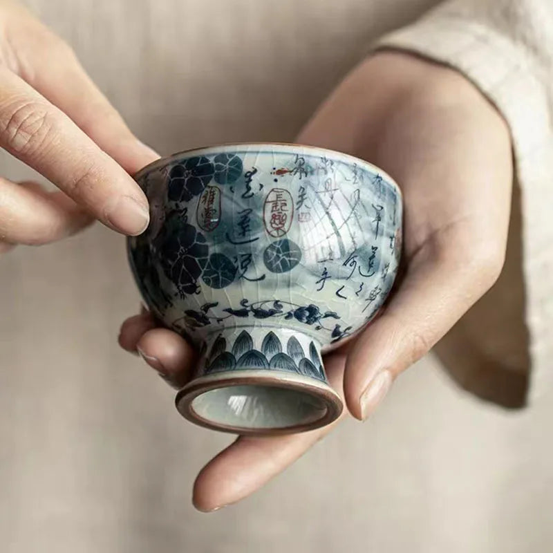 Antique Style Blue White Ceramic Tea Cup Landscape Master Bowl with Crackle Glaze for Gongfu Tea Home Decor